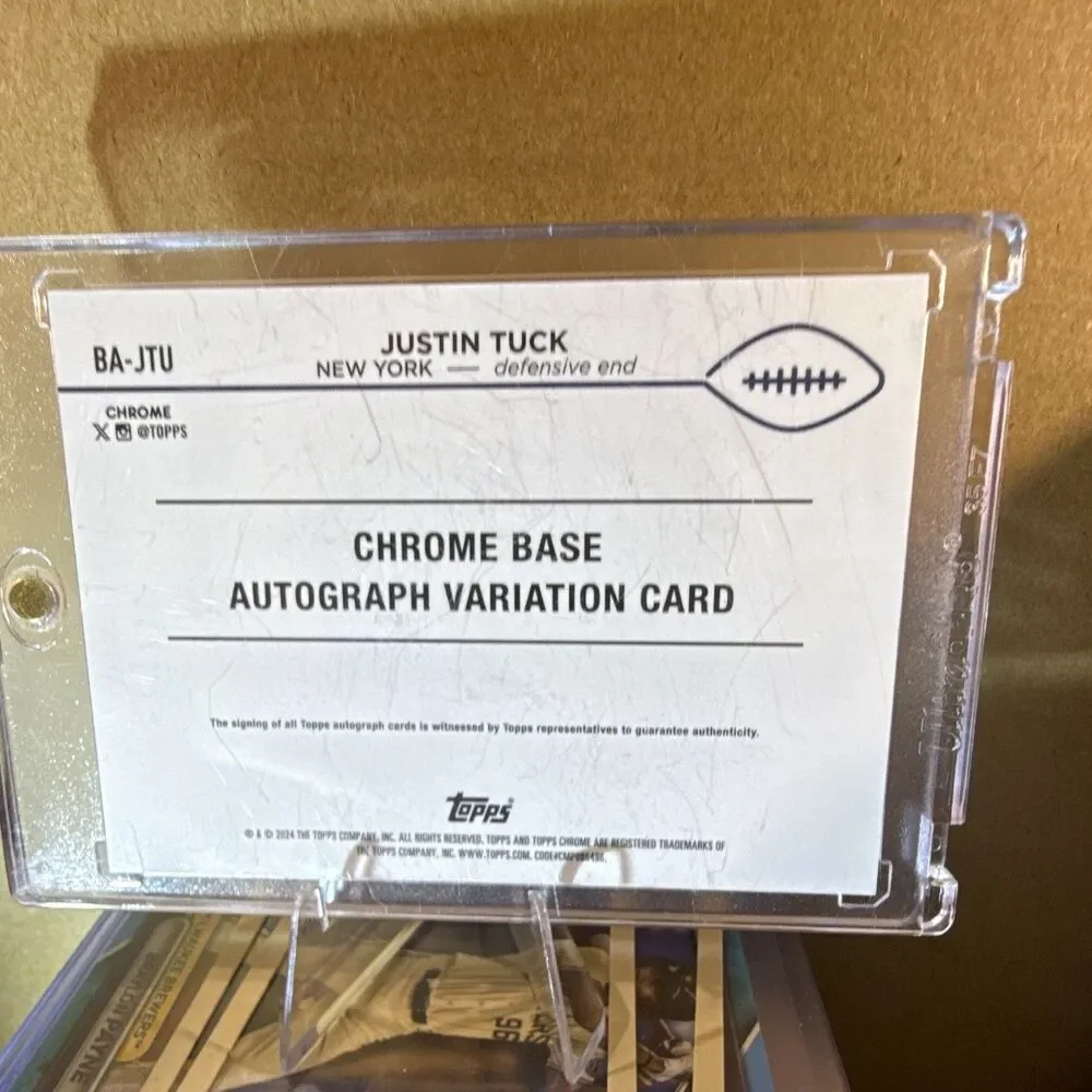 2024 Topps Chrome Justin Tuck Gold Geometric Refractor Auto /50 BA-JTU🔥